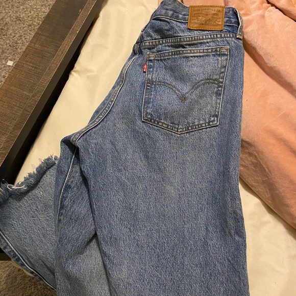 Womans wedgie Levi’s - Picture 2 of 2